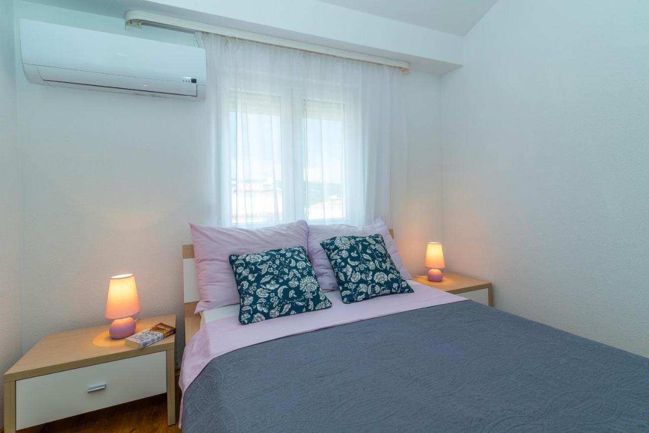 Apartment Angela Trogir Ngoại thất bức ảnh