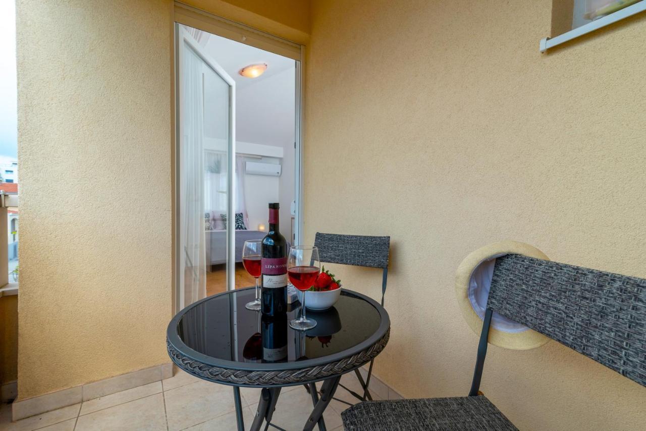 Apartment Angela Trogir Ngoại thất bức ảnh